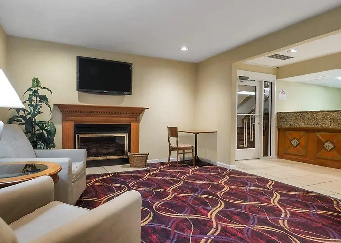 Hawthorn Suites by Wyndham Miamisburg/Dayton Mall South
