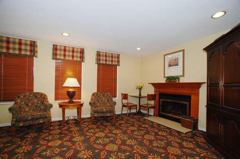 Hotel Hawthorn Dayton South