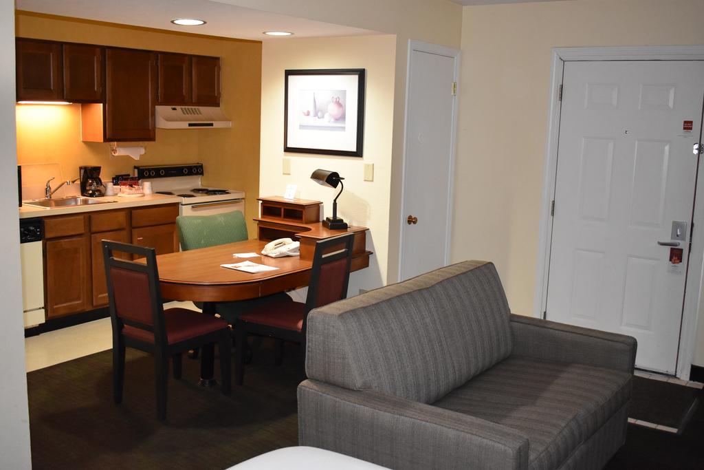 Hotel Hawthorn Dayton South