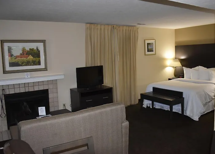 Hawthorn Suites by Wyndham Miamisburg/Dayton Mall South